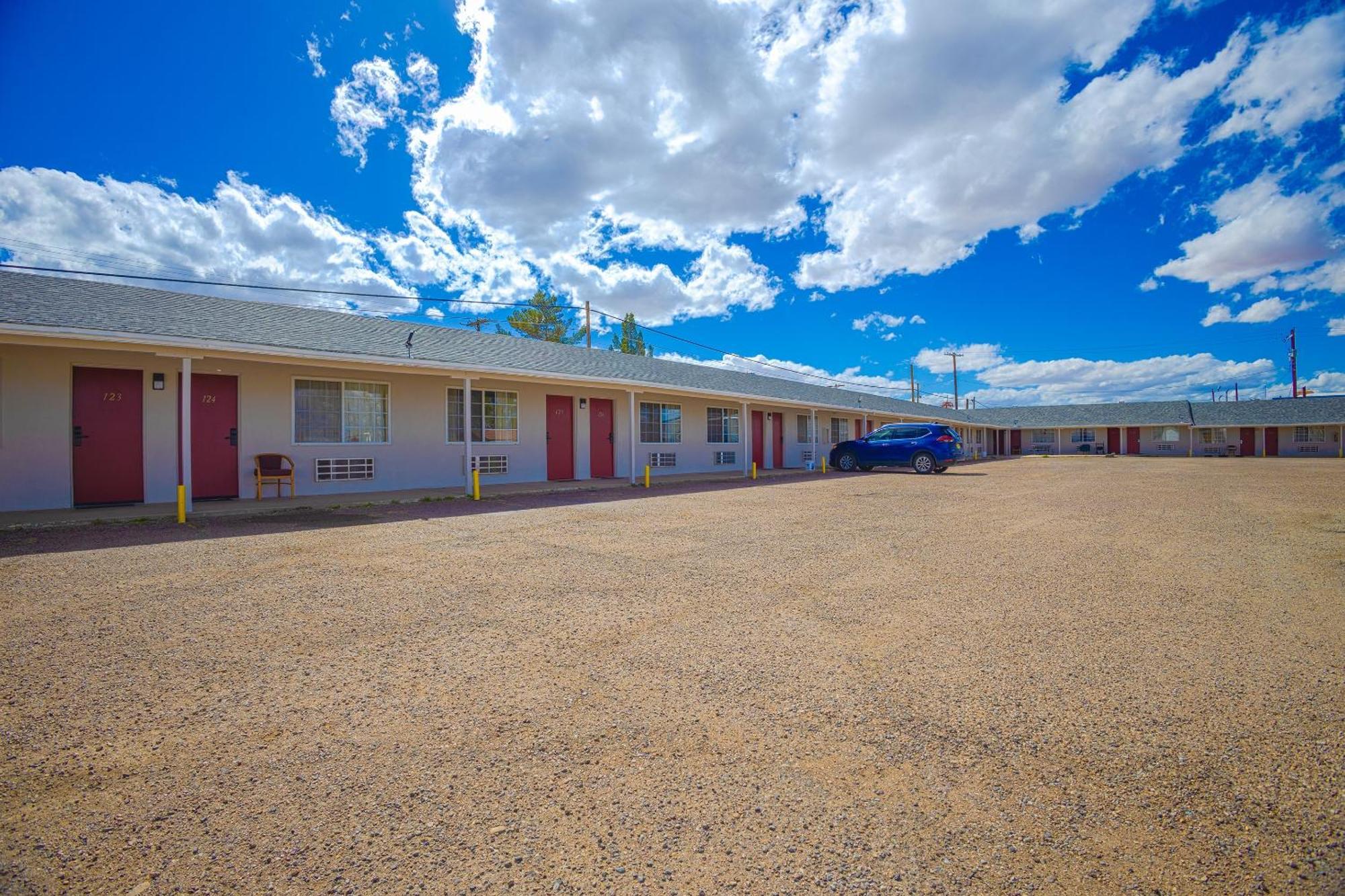 Holiday Motel, Lordsburg By Oyo 外观 照片