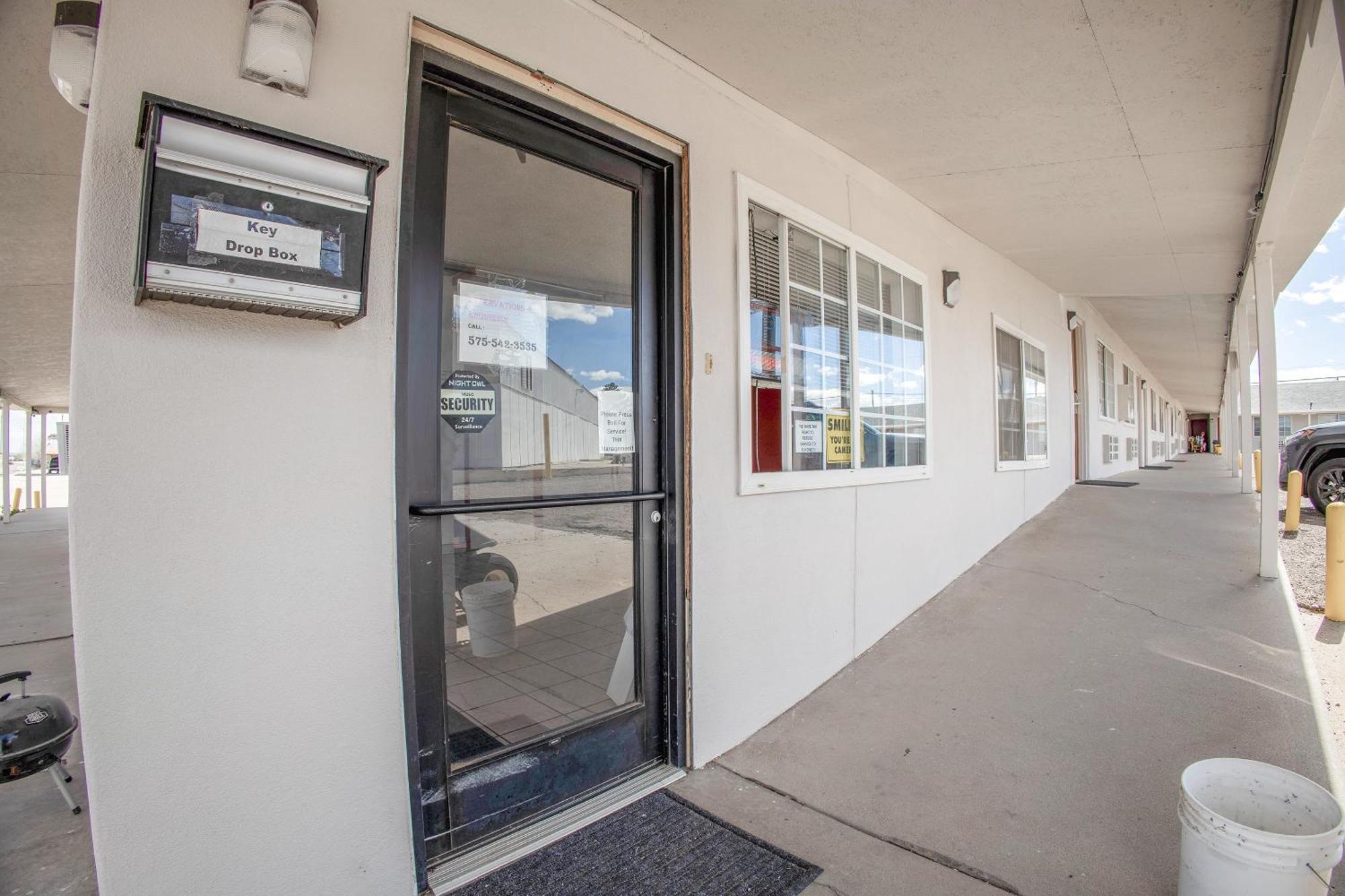 Holiday Motel, Lordsburg By Oyo 外观 照片